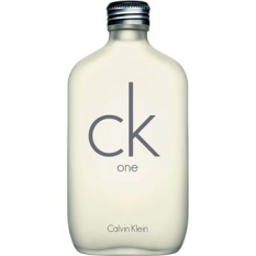 cK one es una esencia ligera y relajada, pensada para ser usada profusamente. Simple, minimalista y muy accesible. Tipo Equilibrio entre luminosidad y sensualidad.